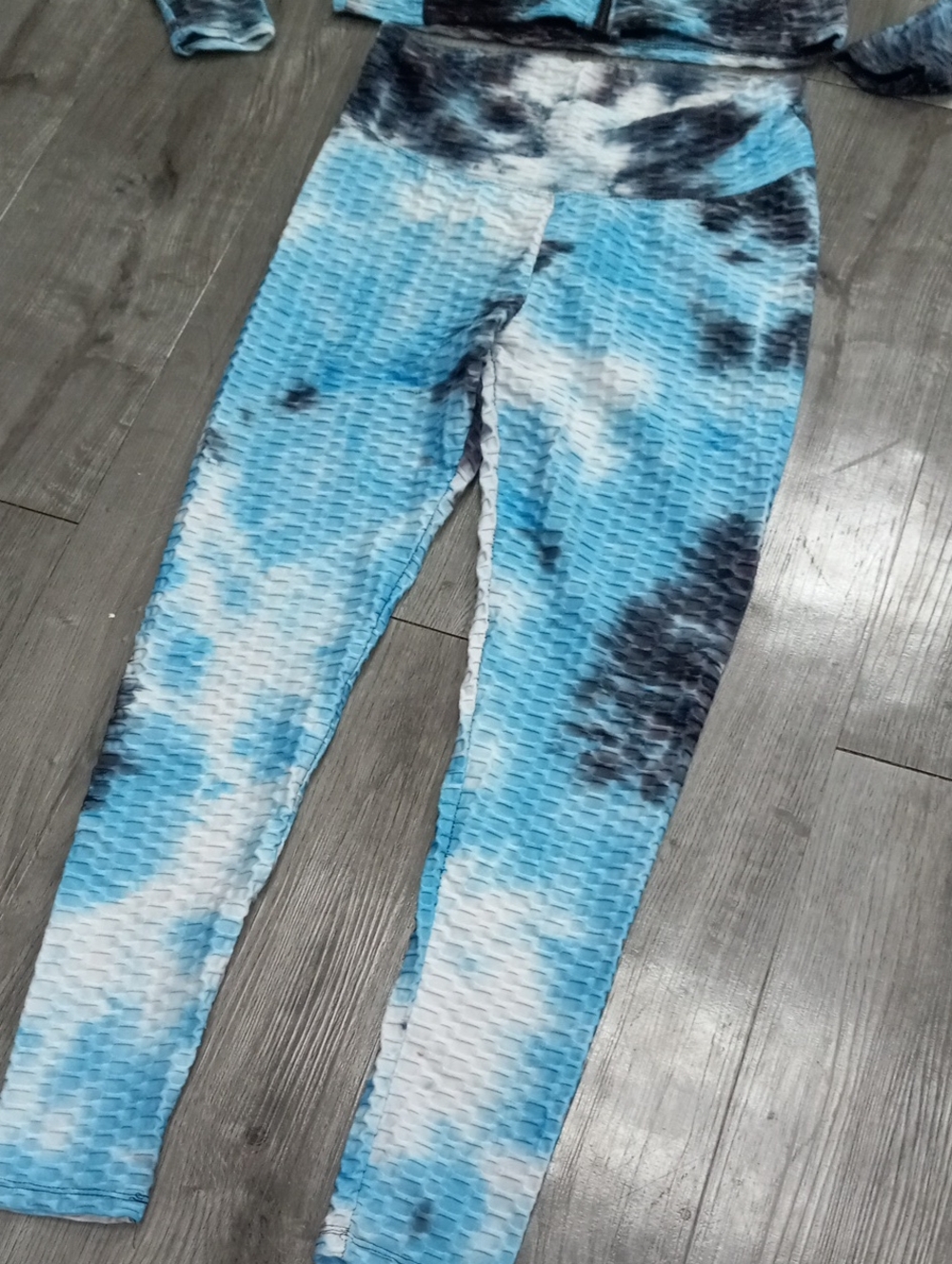 No Comment NY-LA - Blue Tie-Dye Two-Piece Active Set - Picture 2 of 7